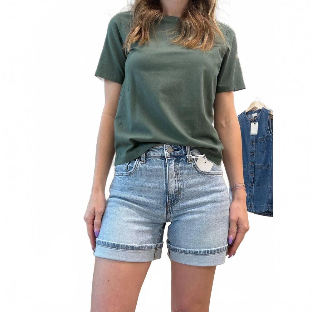NEW VERVET BY FLYING MONKEY women's high rise cuffed shorts in blue